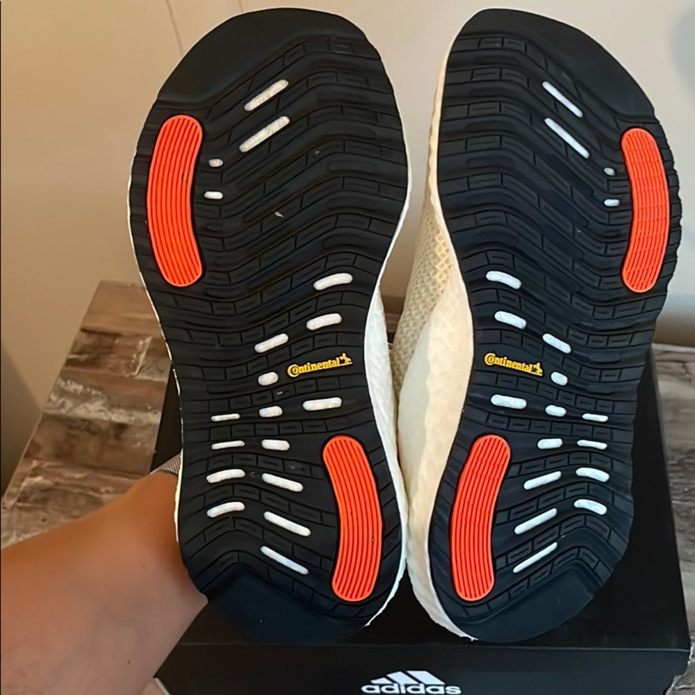 Adidas Alphaboost Sneakers Size 5.5 - Picture 6 of 9
